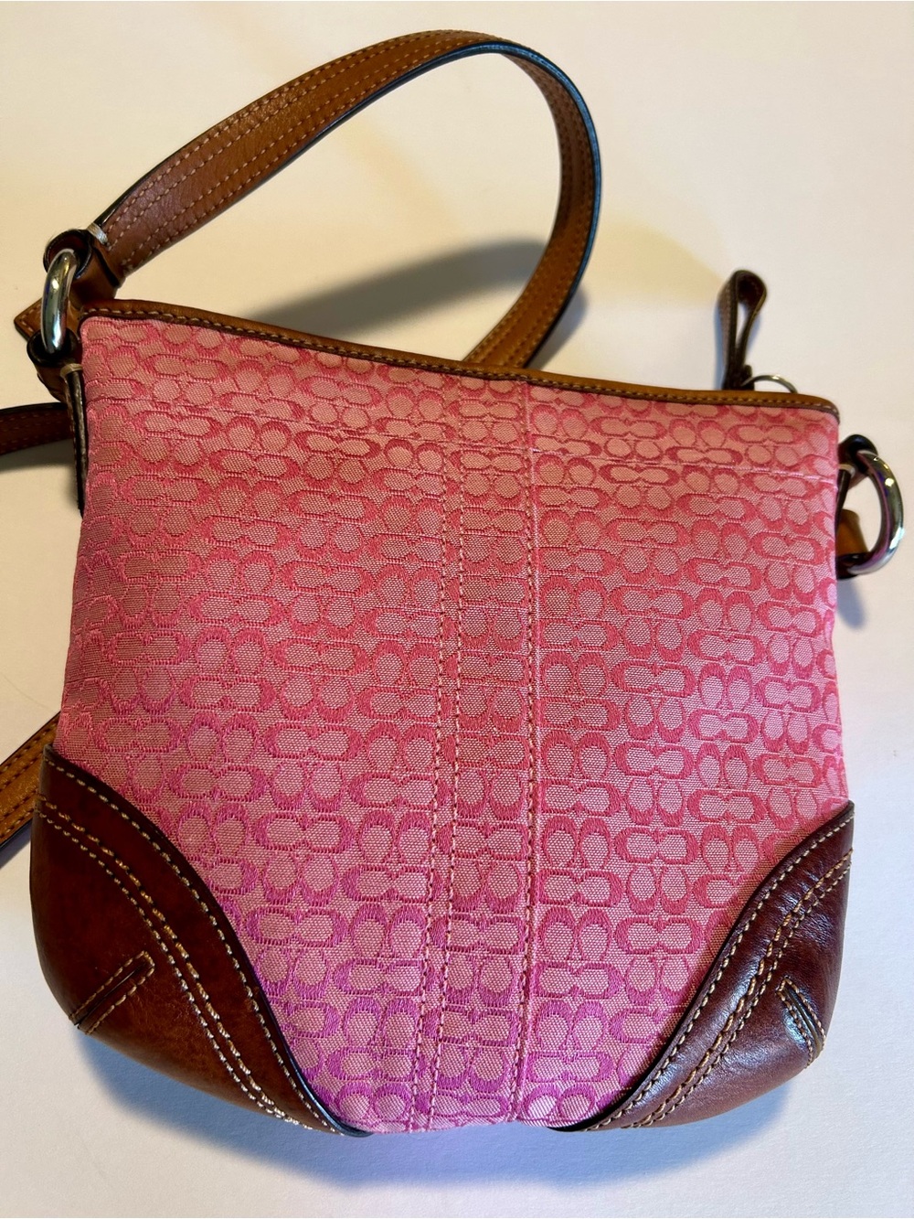 Vintage Coach Soho Signature C Pink Swingback Crossbody Bag Y2K - Picture 3 of 11